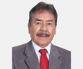 https://www.clinicalosolivos.com/wp-content/uploads/2022/08/dr-Saravia.jpg