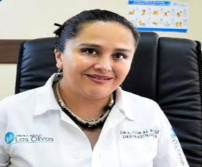 https://www.clinicalosolivos.com/wp-content/uploads/2022/11/carol-ruisweb.jpg